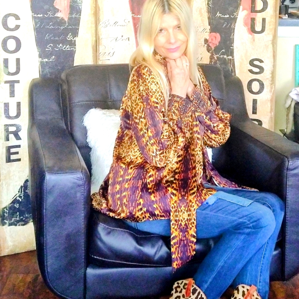 Pre Y2K vintage Queen Collection sexy animal print top M